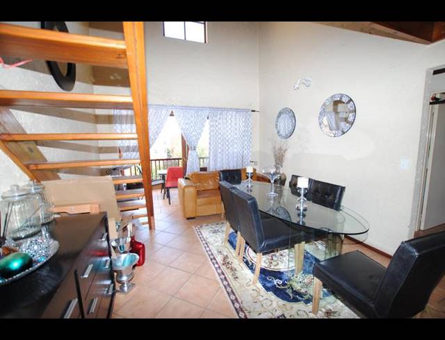 2 BEDROOM APARTMENT FOR SALE IN LONEHILL